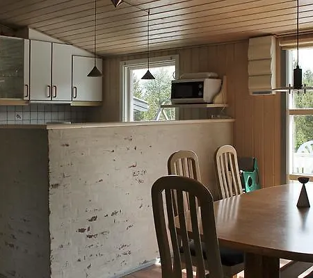 Four-bedroom Holiday In Romo 9 *